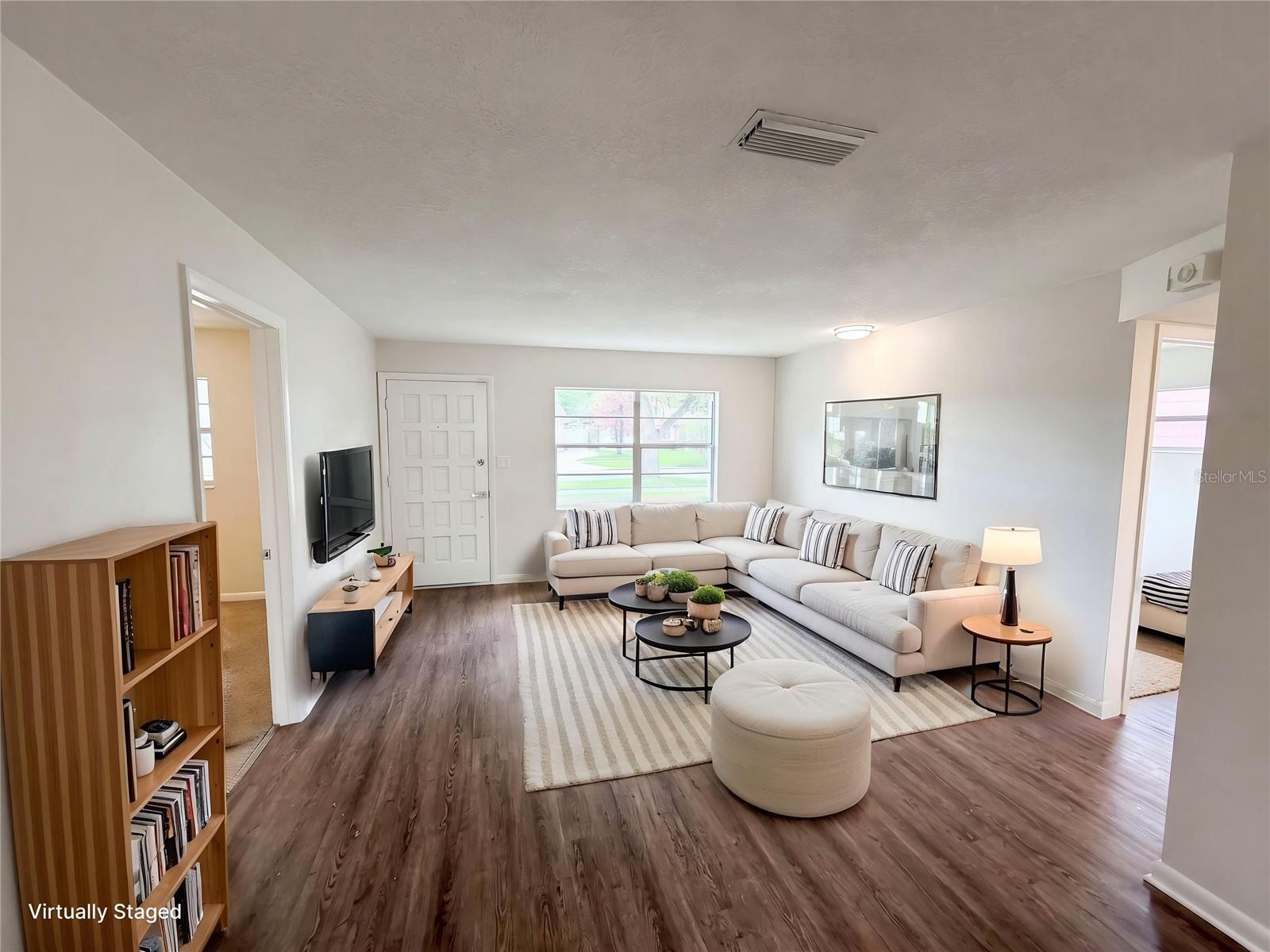 Homes for sale in Orlando, FL | 1024 Sunwood Ln, Orlando, FL 32807 | MLS# O6413357