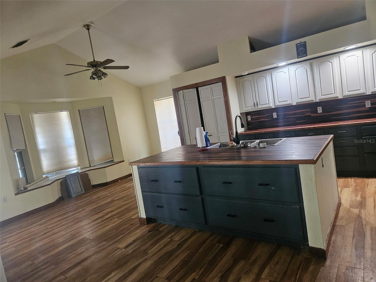 4th image of 18890 Sw 44Th St, Dunnellon, FL 34432 | MLS# OM725952