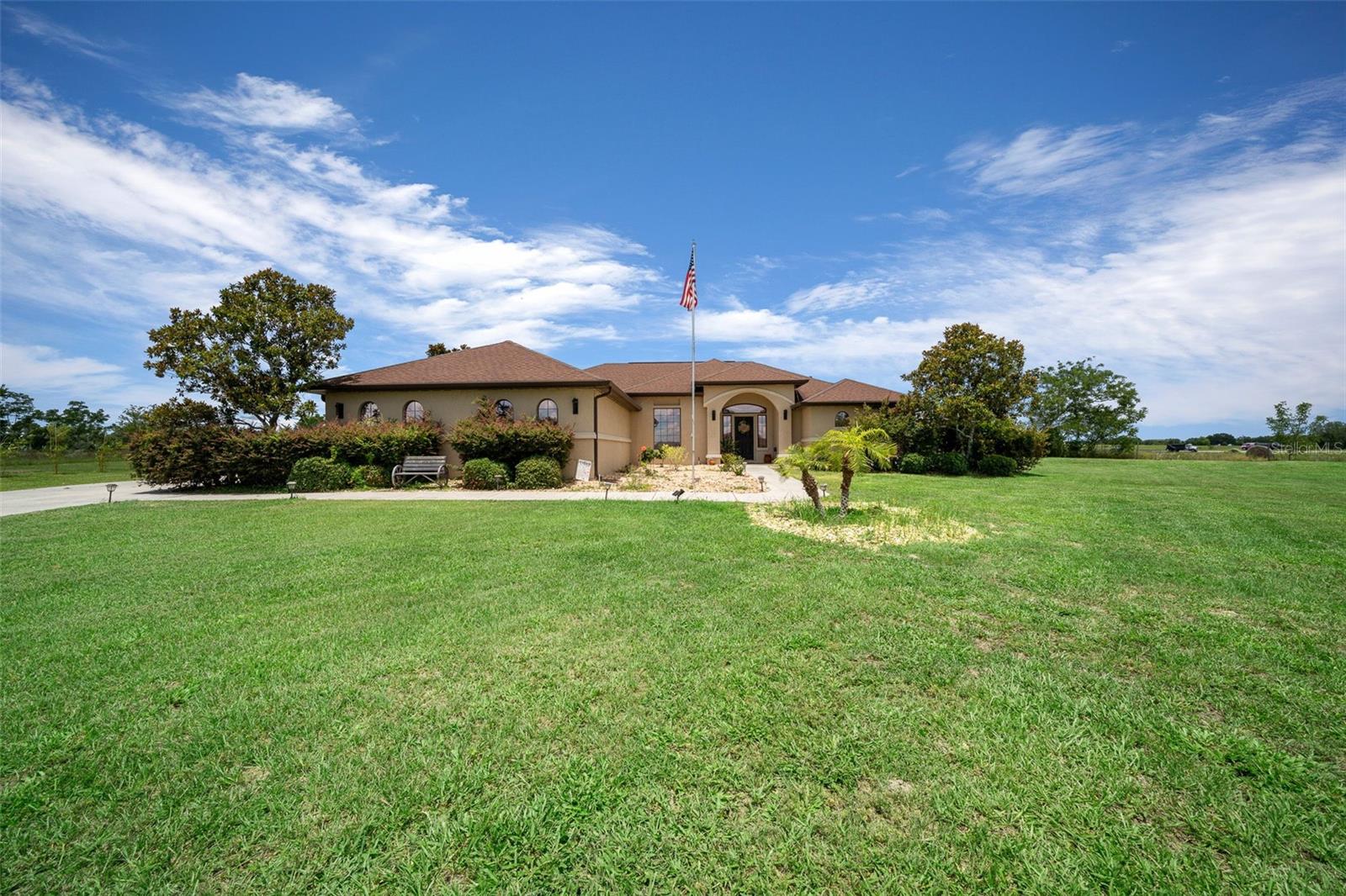 2nd image of 6145 Se 96th St, Belleview, FL 34420 | MLS# OM725985