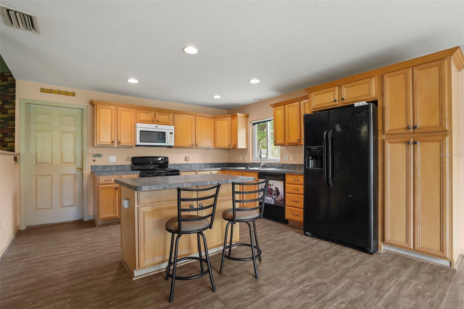 Homes for sale in Babson Park, FL | 219 Mountain Dr, Babson Park, FL 33827 | MLS# O6413762