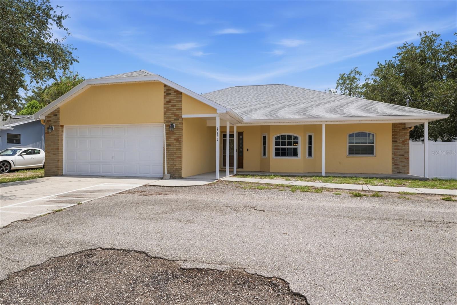 3rd image of 10154 Spring Hill Dr, Spring Hill, FL 34608 | MLS# W7886406