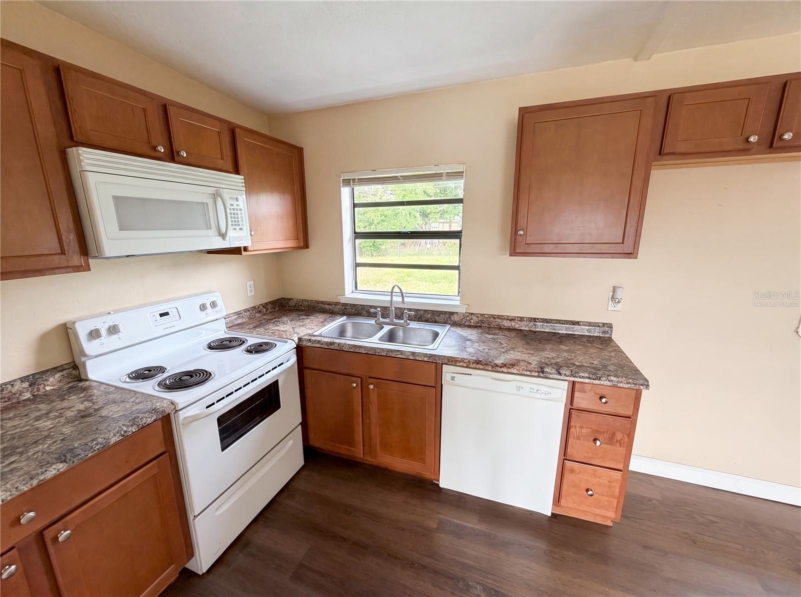 Homes for sale in Orlando, FL | 702 S Solandra Dr, Orlando, FL 32807 | MLS# O6413917