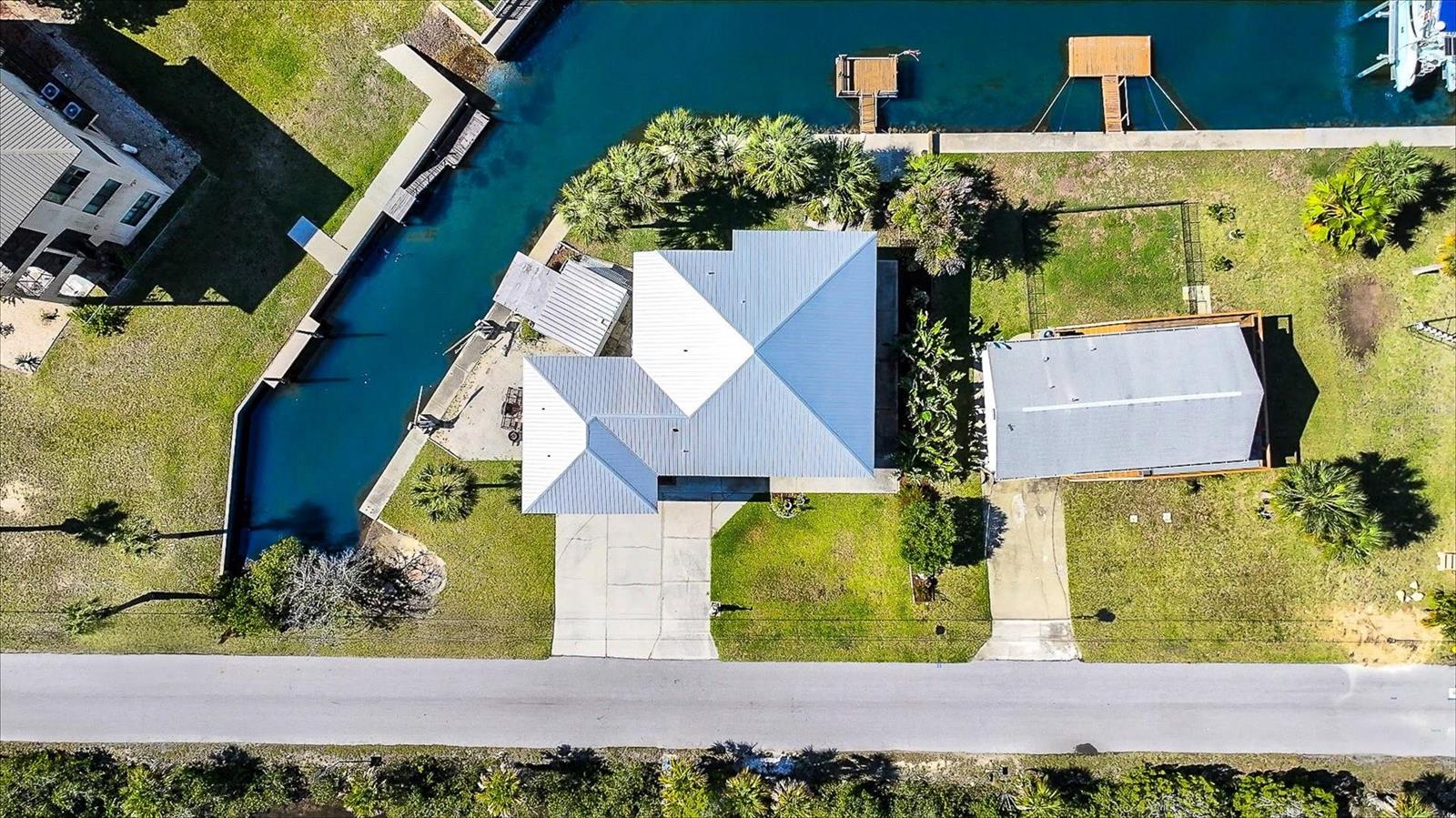 Photo 5 of Single family home for sale at 3532 Eagle Nest Dr, Hernando Beach, FL 34607 | MLS# W7886431 | Listing updated on 2026-09-01