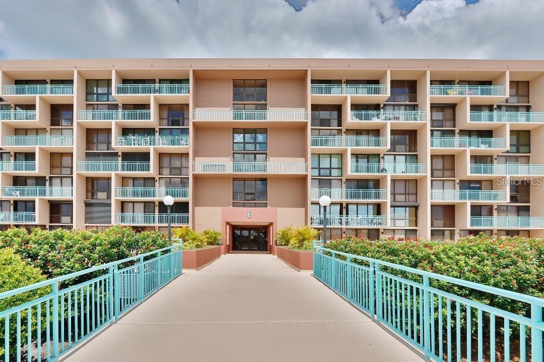 Homes for sale in Treasure Island, FL | 1 Key Capri #302E, Treasure Island, FL 33706 | MLS# TB8516002