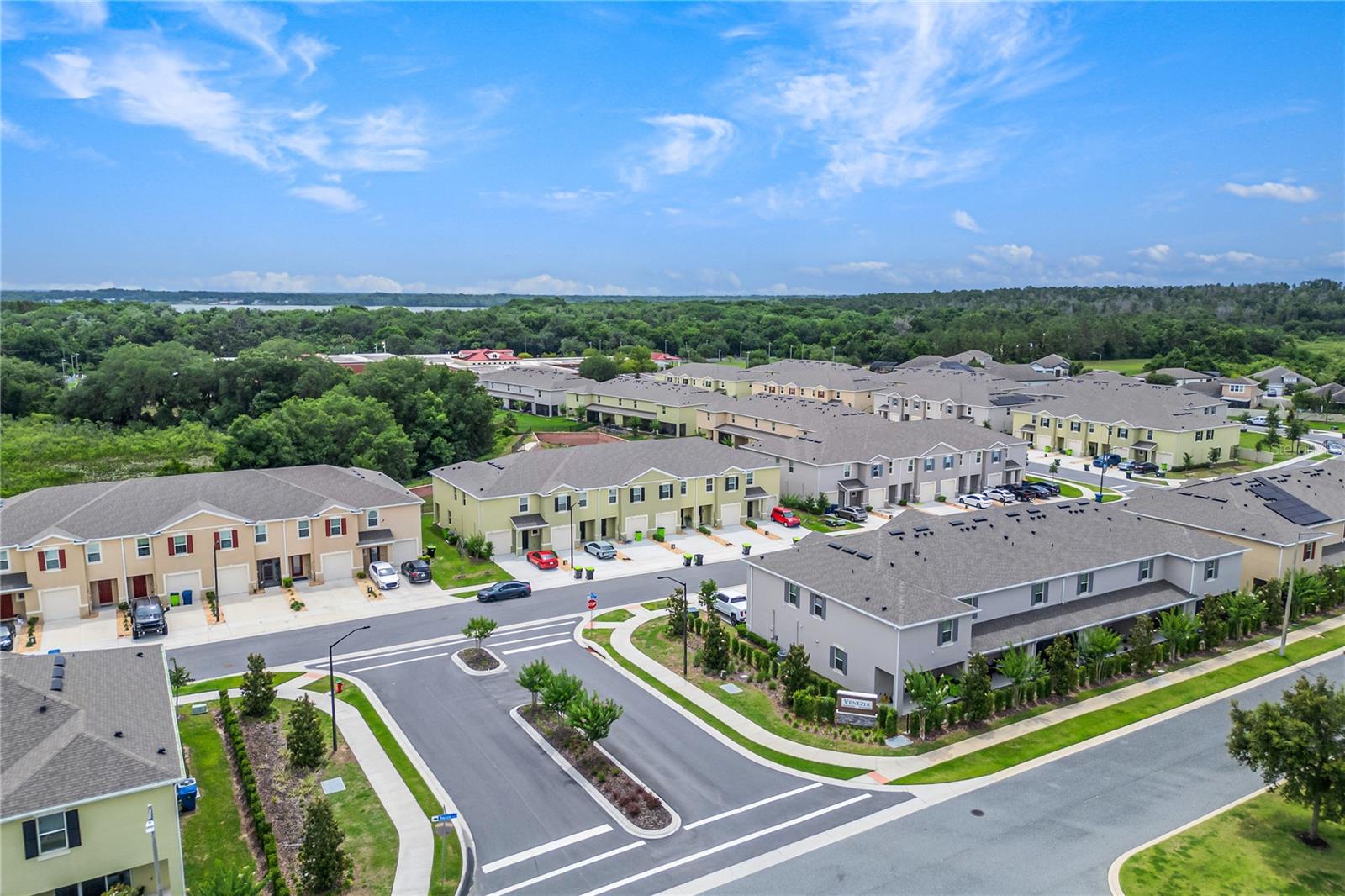 Homes for sale in Howey In The Hills, FL | 1242 Lido Dr, Howey In The Hills, FL 34737 | MLS# O6414117