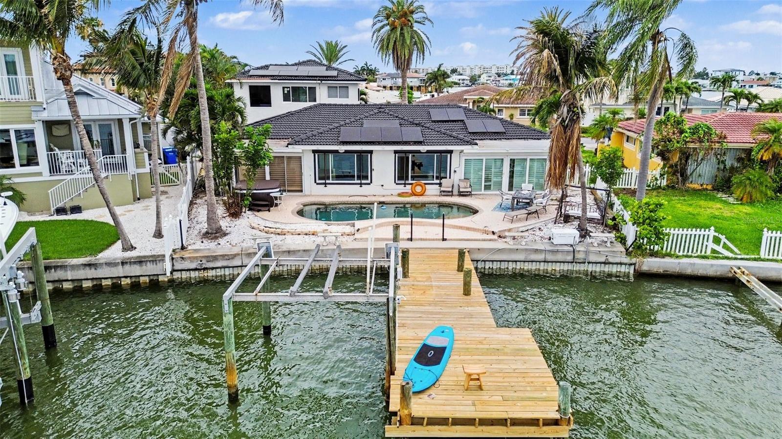 Homes for sale in North Redington Beach, FL | 17323 Kennedy Dr, North Redington Beach, FL 33708 | MLS# TB8516097