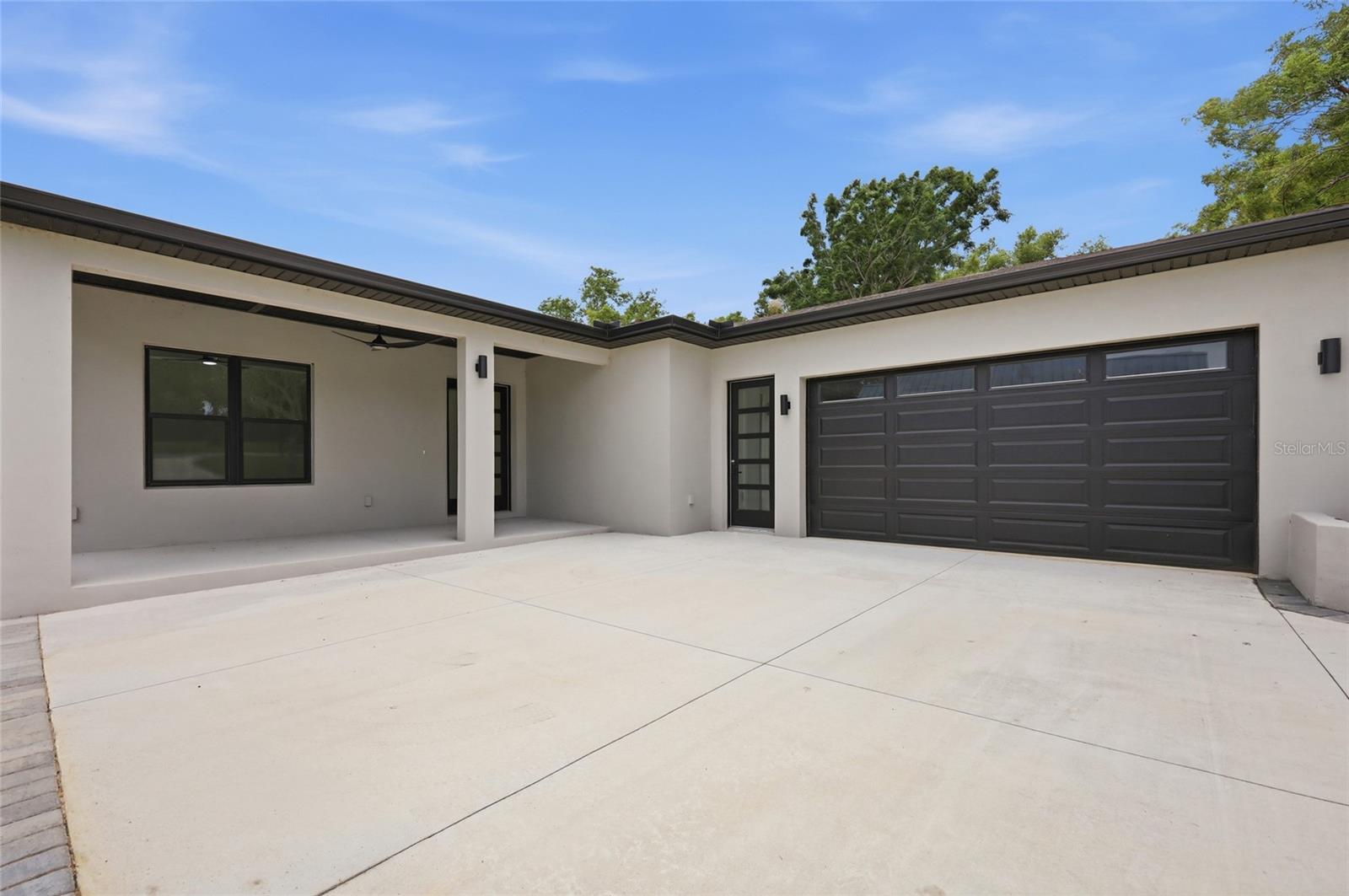 Homes for sale in Montverde, FL | 17540 Third St, Montverde, FL 34756 | MLS# O6414393