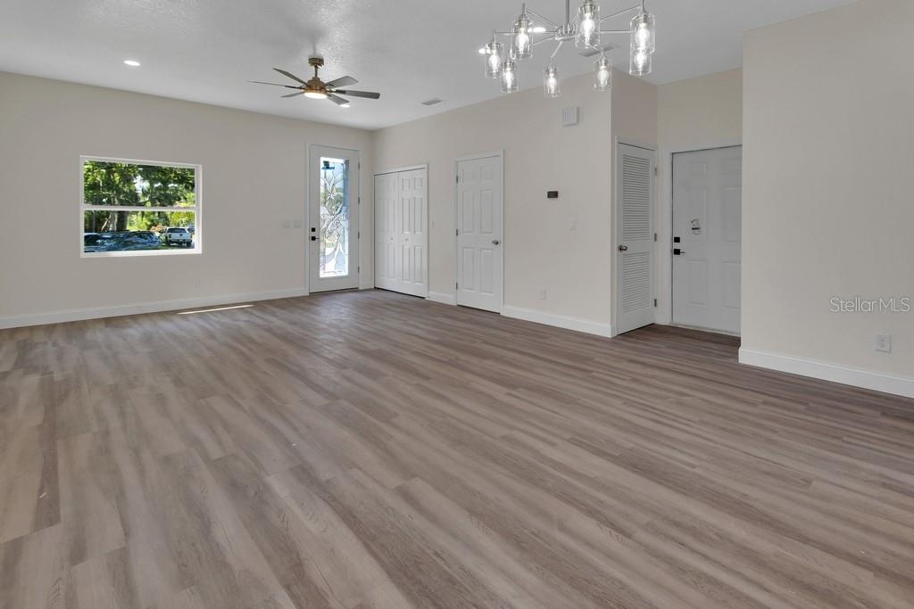 5th image of 556 Wallace St, Daytona Beach, FL 32114 | MLS# V4949505