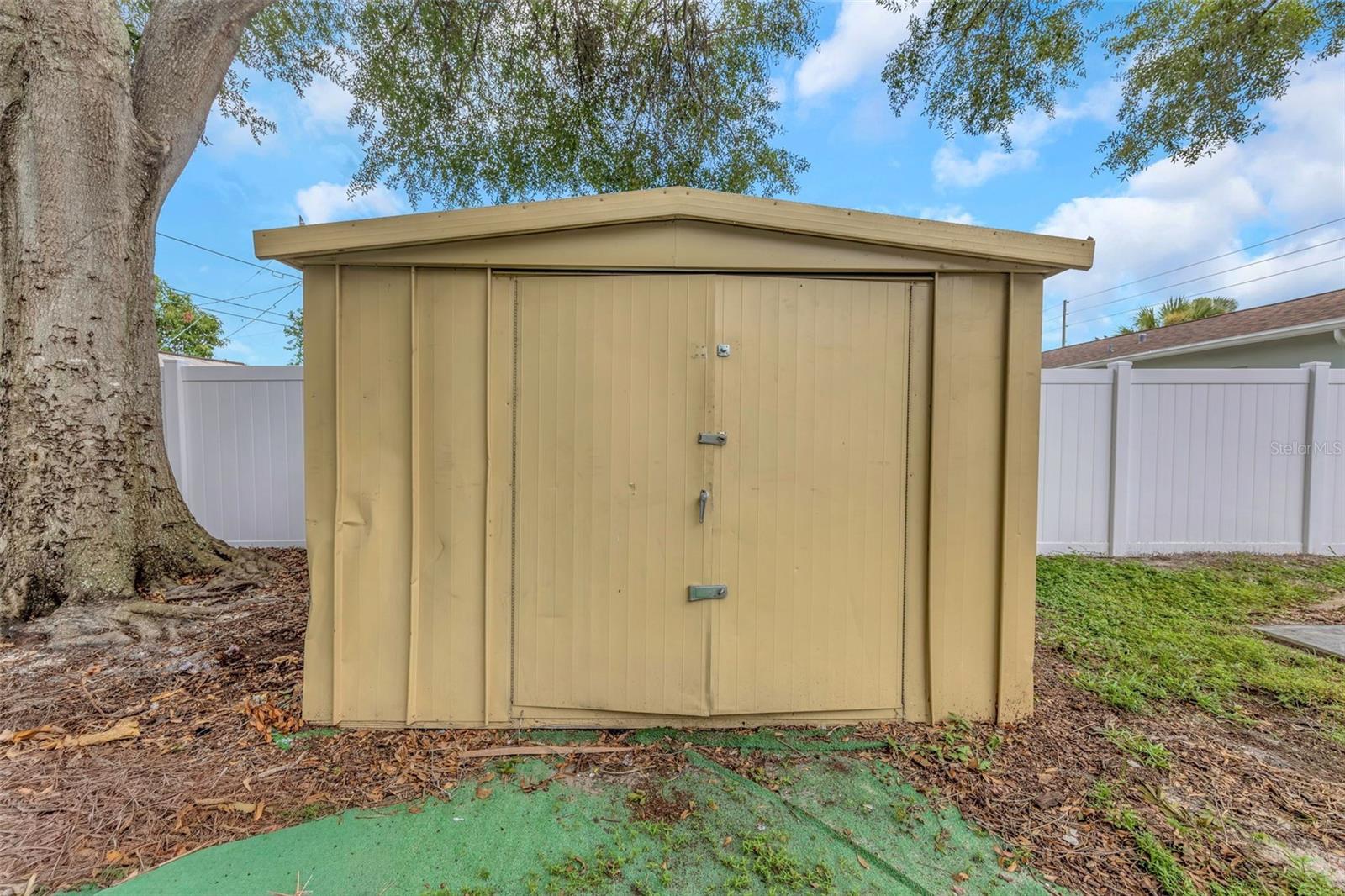 Photo 24 of Single family home for sale at 282 Ne 40th Avenue, Saint Petersburg, FL 33703 | MLS# TB8516497 | Listing updated on 2026-09-02