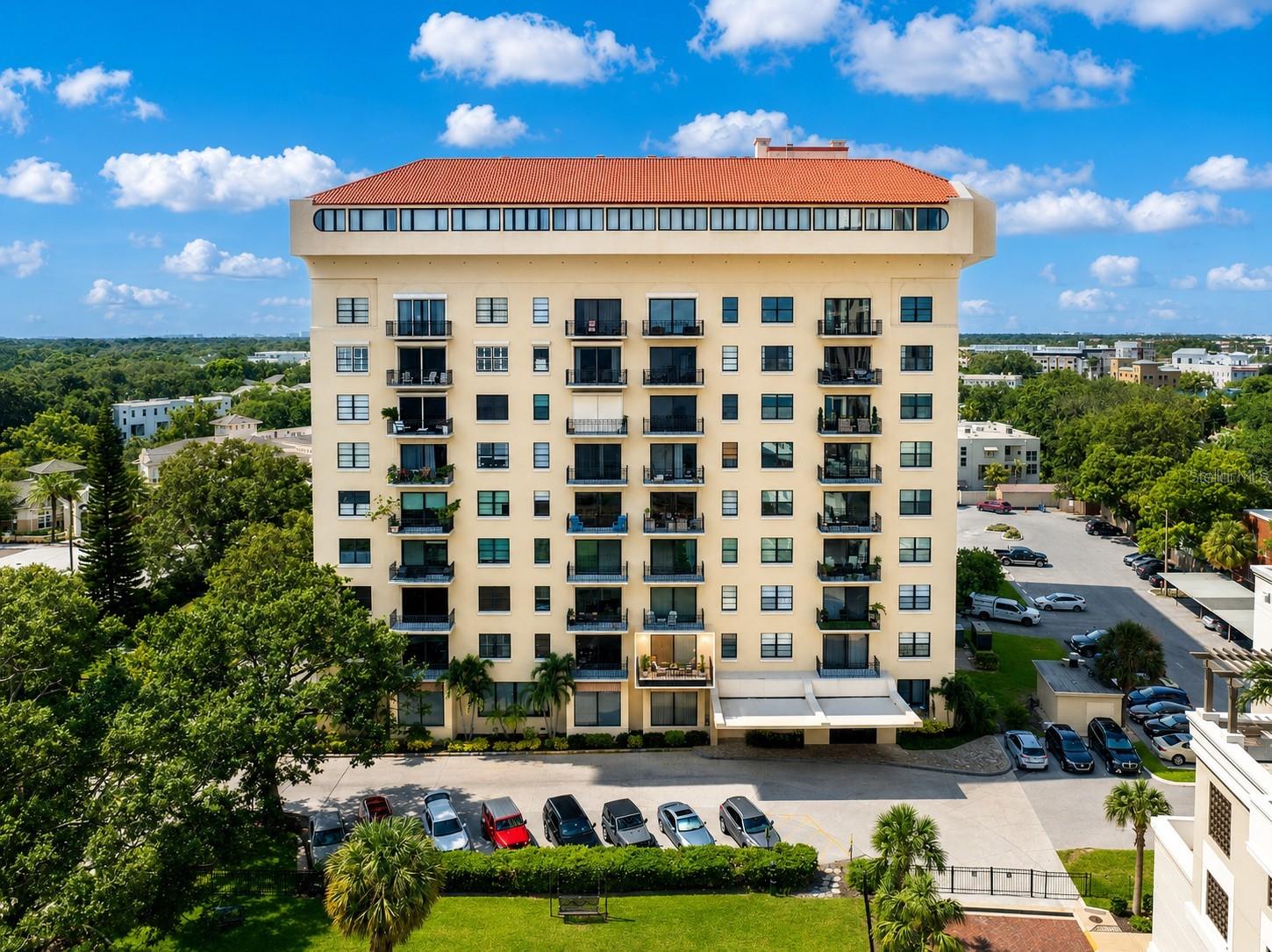 Homes for sale in Tampa, FL | 2109 Bayshore Blvd #203, Tampa, FL 33606 | MLS# TB8516815