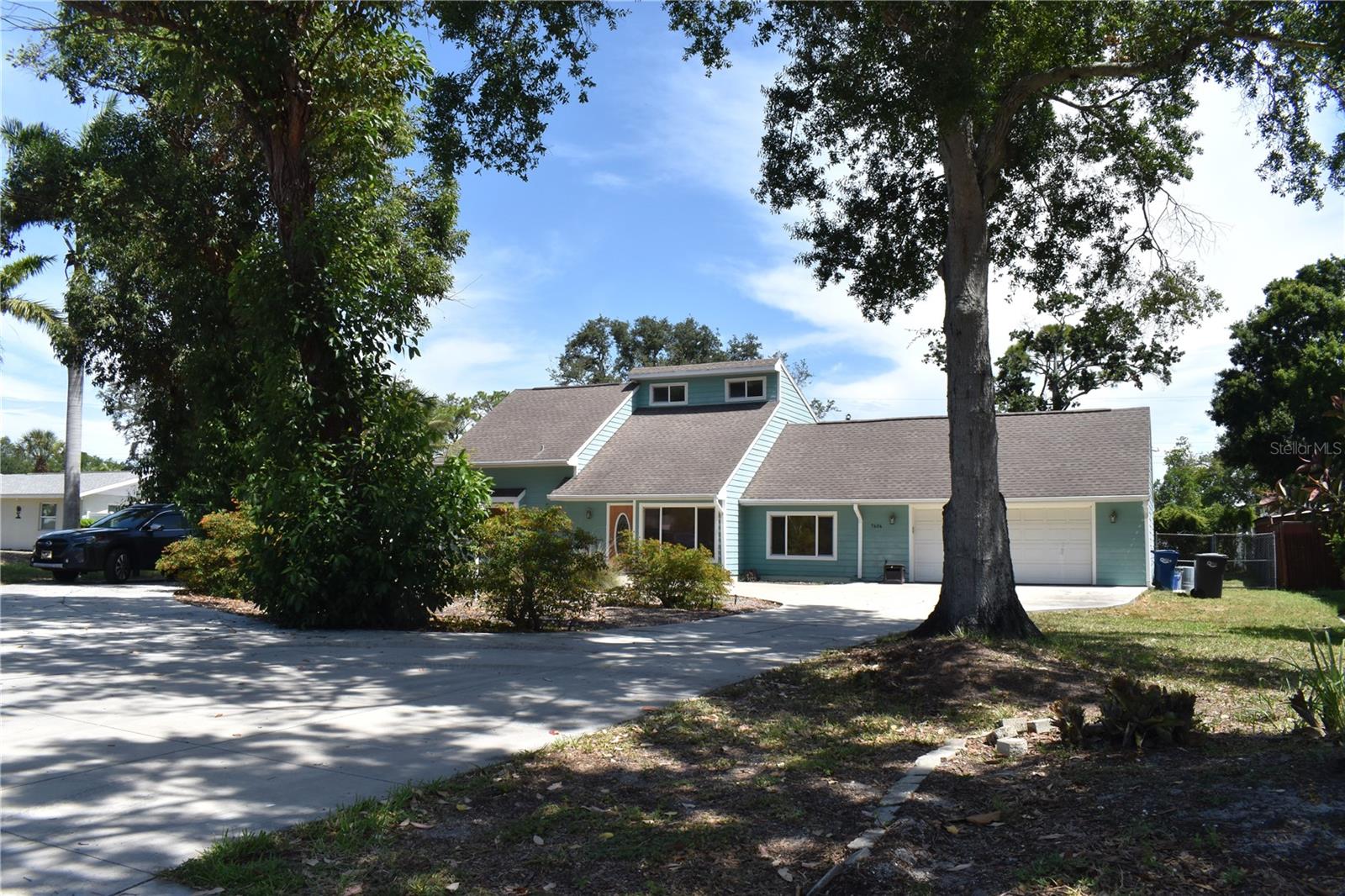 1st image of 7606 15th Ave Nw, Bradenton, FL 34209 | MLS# TB8517184