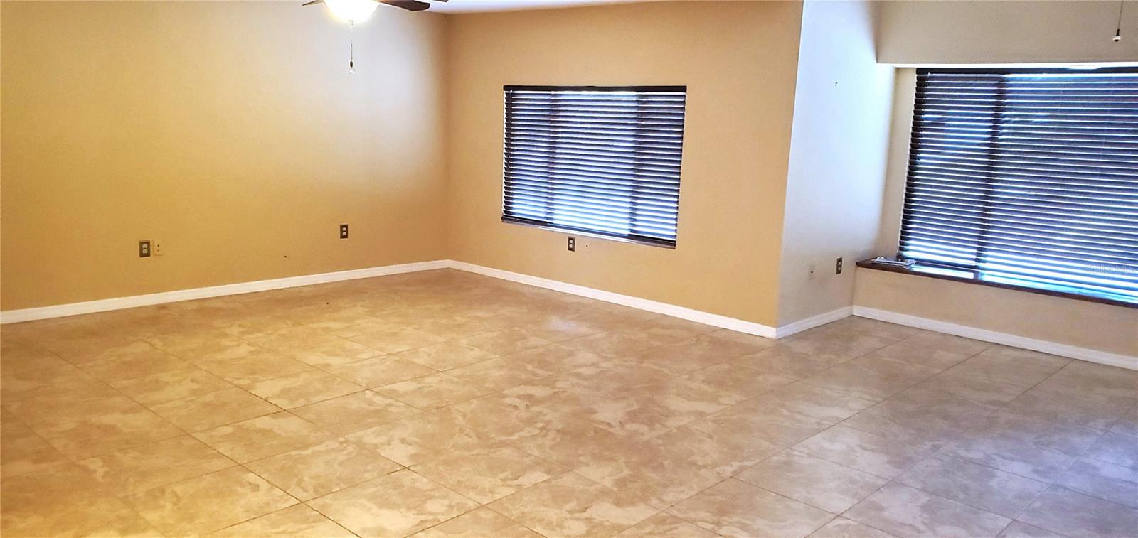 3rd image of 7606 15Th Ave Nw, Bradenton, FL 34209 | MLS# TB8517184