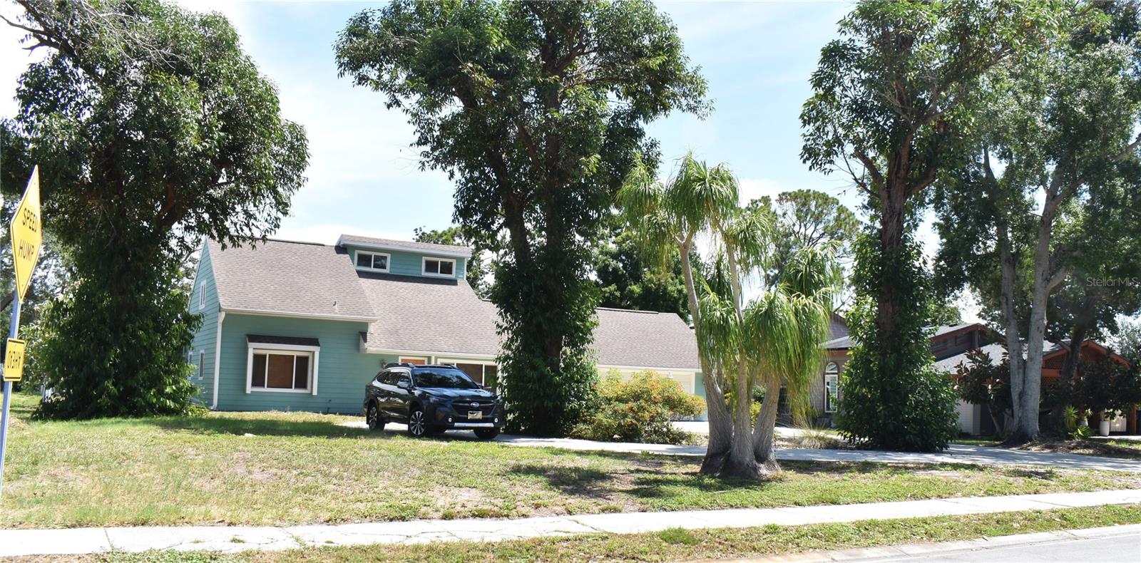 2nd image of 7606 15th Ave Nw, Bradenton, FL 34209 | MLS# TB8517184