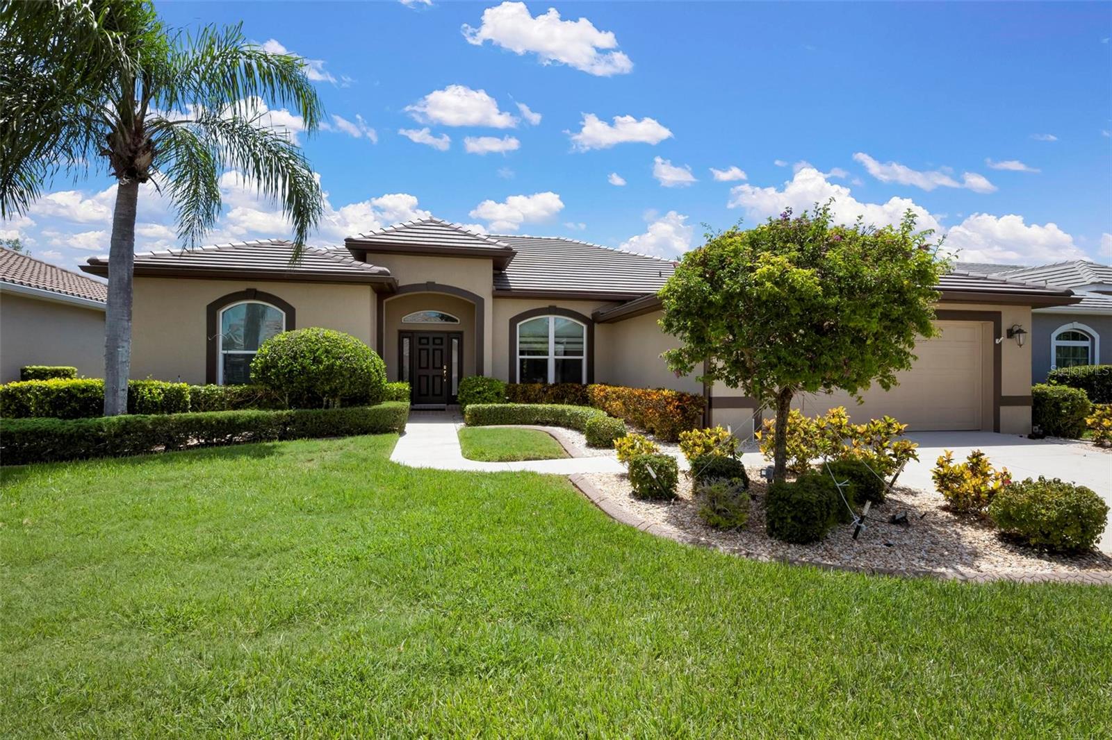 1st image of 1139 Kittiwake Dr, Venice, FL 34285 | MLS# N6144661