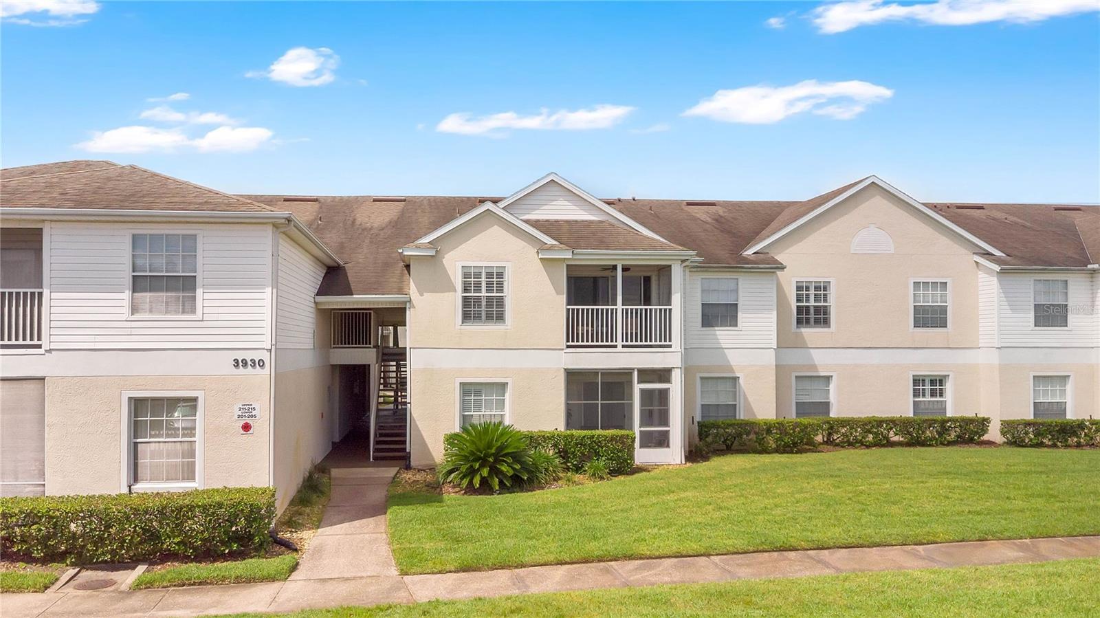Homes for sale in Orlando, FL | 3930 Southpointe Dr, Orlando, FL 32822