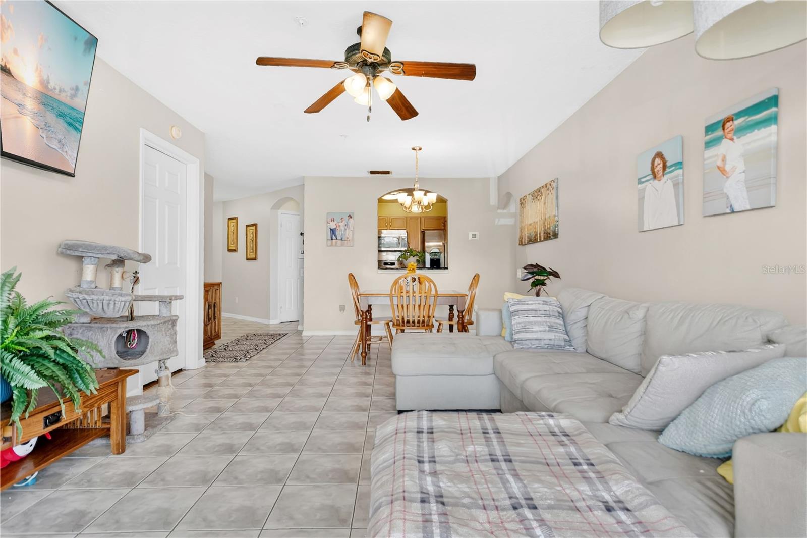 Homes for sale in Orlando, FL | 3930 Southpointe Dr, Orlando, FL 32822