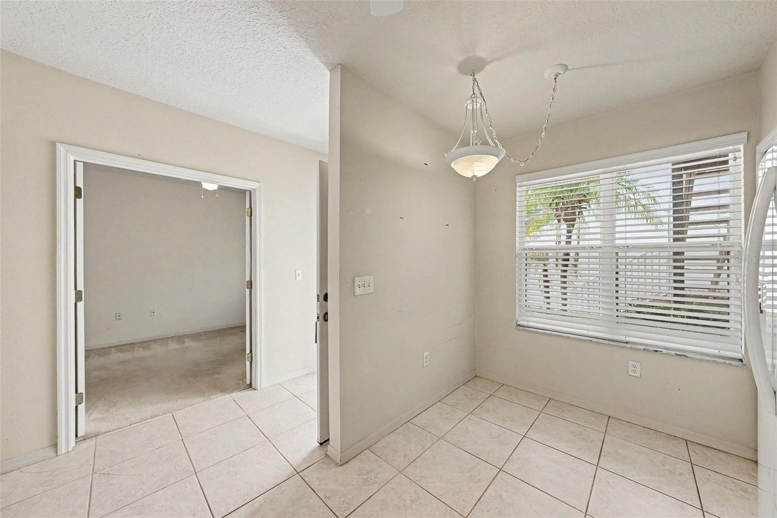3rd image of 1400 Water View Dr W #102, Largo, FL 33771 | MLS# TB8517883