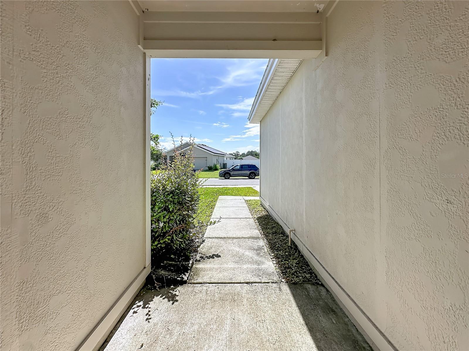 Homes for sale in Macclenny, FL | 8650 W Lake George W Cir W, Macclenny, FL 32063 | MLS# O6415838
