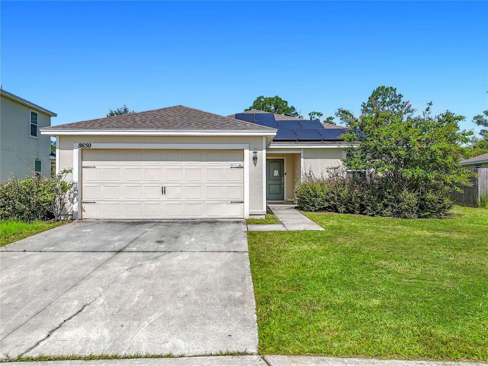 Homes for sale in Macclenny, FL | 8650 W Lake George W Cir W, Macclenny, FL 32063 | MLS# O6415838