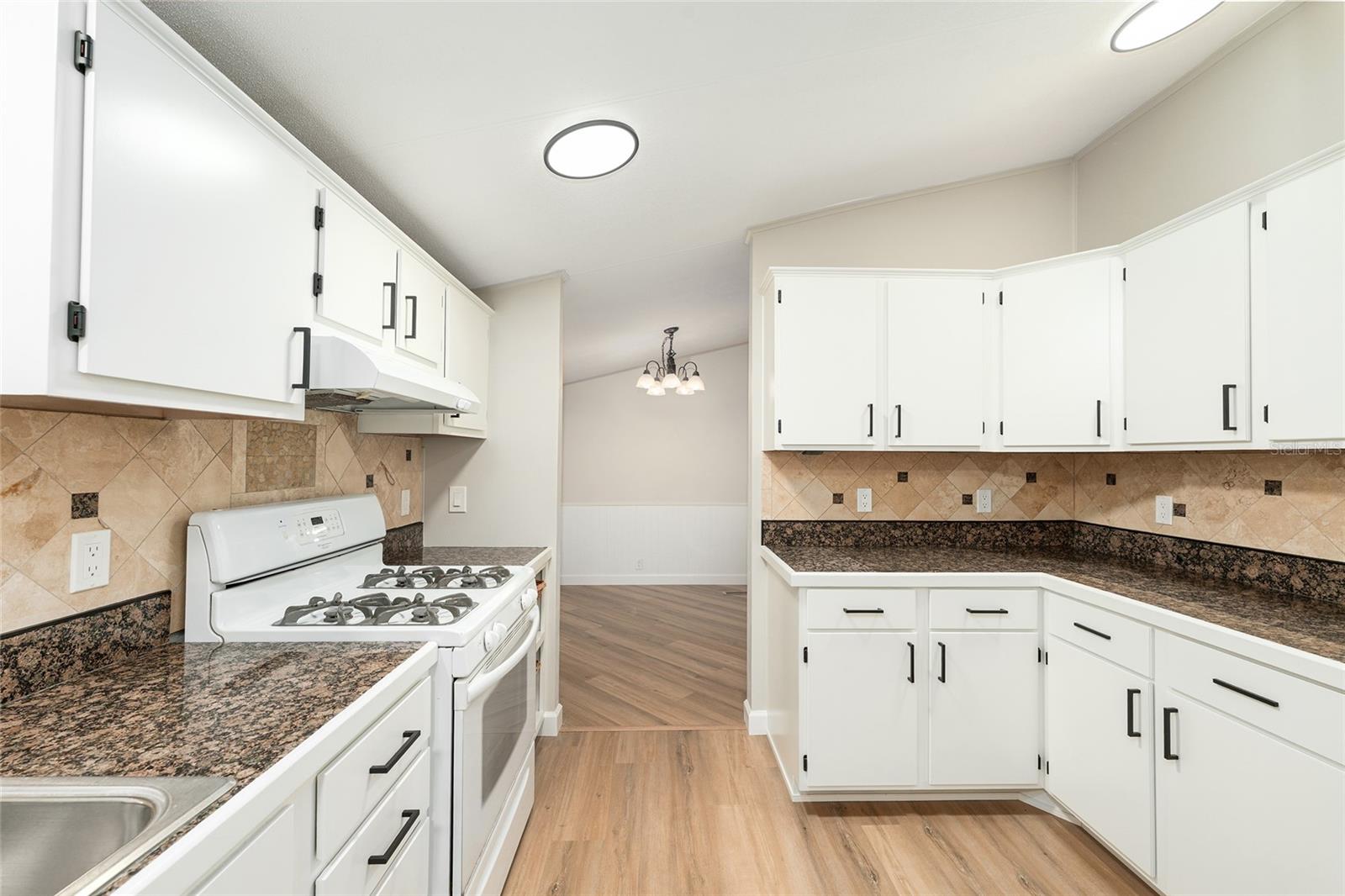 Homes for sale in Belleview, FL | 3277 Se 131St Pl, Belleview, FL 34420 | MLS# OM726582