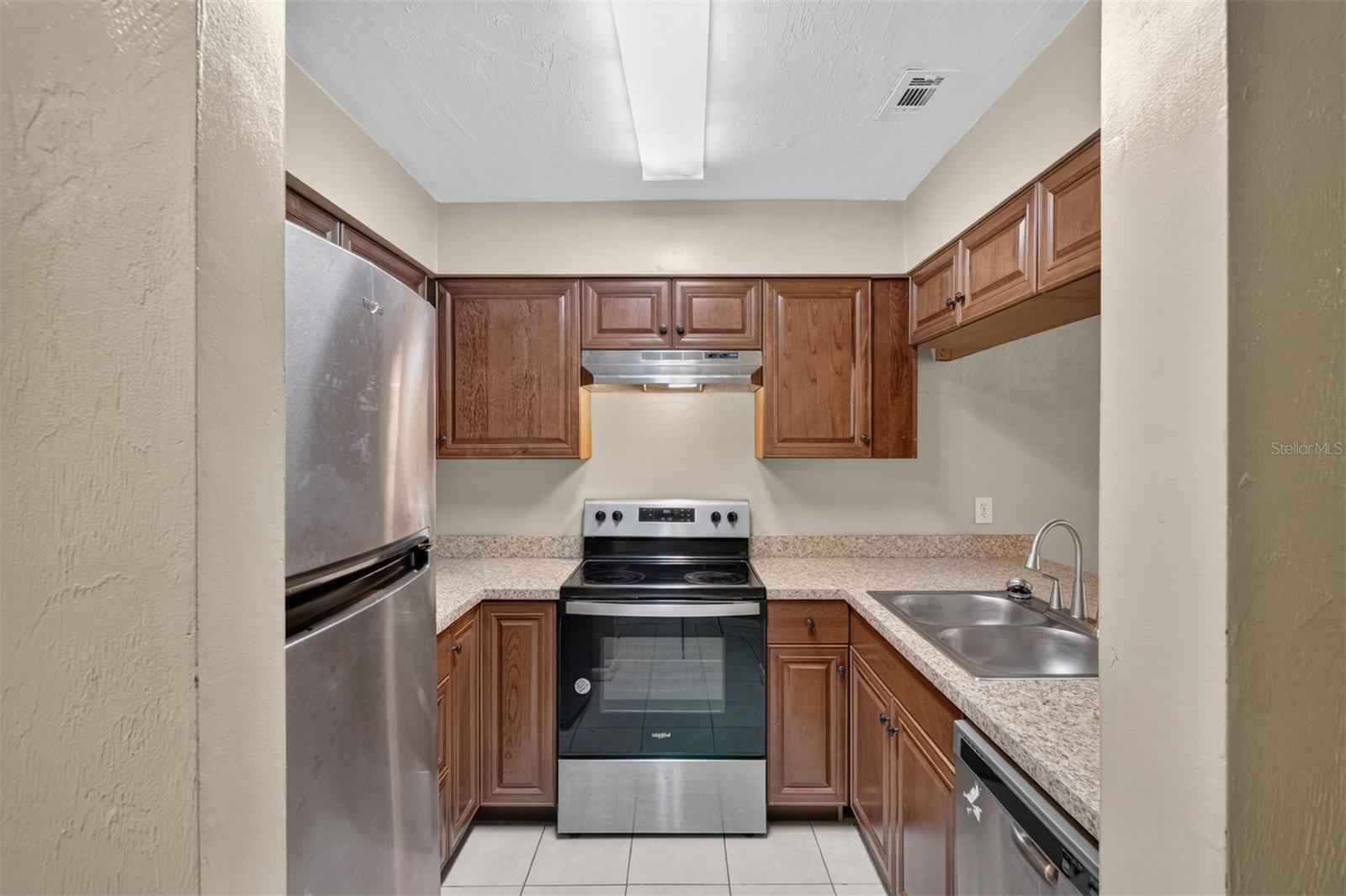 5th image of 2735 Sw 35Th Pl #2004, Gainesville, FL 32608 | MLS# GC541196