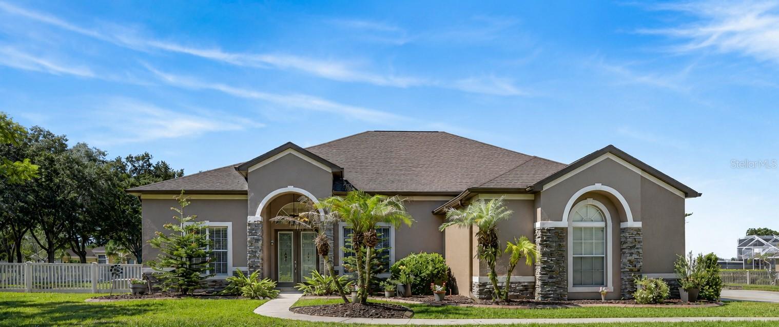 2nd image of 209 Forest Breeze Ave, Brandon, FL 33511 | MLS# TB8519542