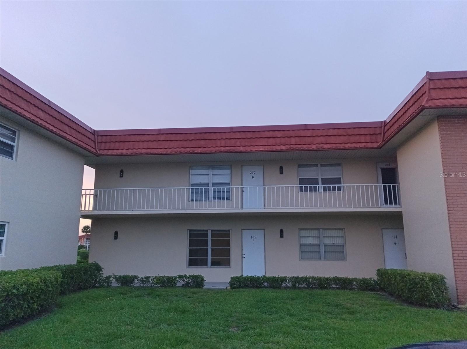 Homes for sale in Vero Beach, FL | 57 Woodland Dr #102, Vero Beach, FL 32962 | MLS# O6417092