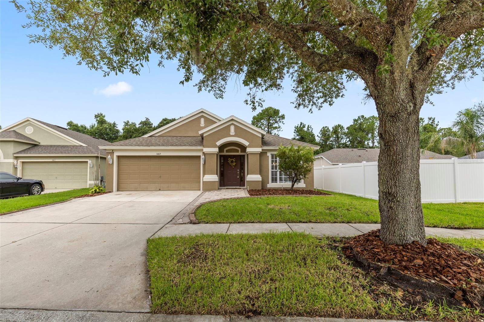 2nd image of 5417 Algerine Pl, Wesley Chapel, FL 33544 | MLS# TB8519678