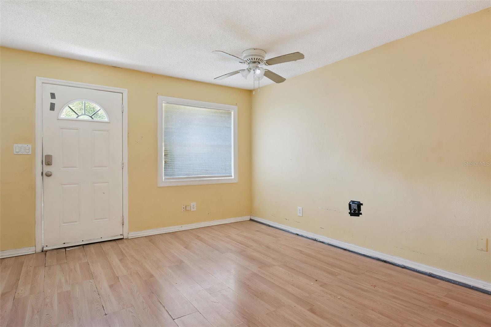 Homes for sale in Orlando, FL | 5937 Rosette St, Orlando, FL 32835 | MLS# O6417346