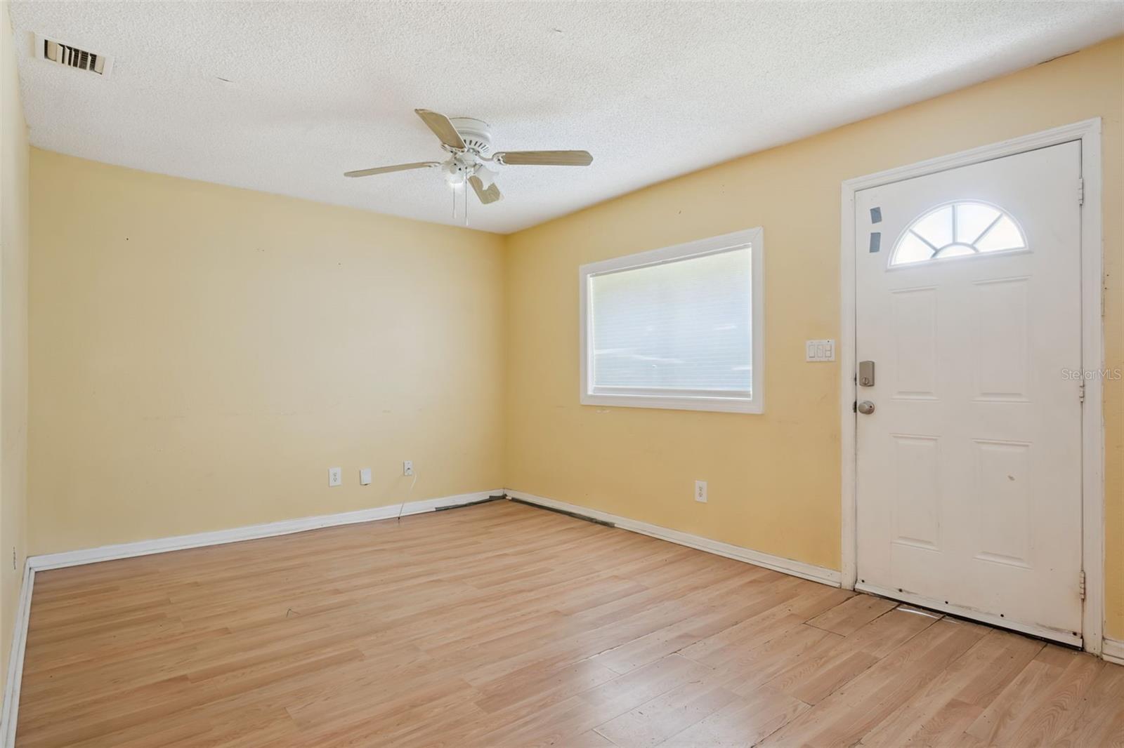 Homes for sale in Orlando, FL | 5937 Rosette St, Orlando, FL 32835 | MLS# O6417346