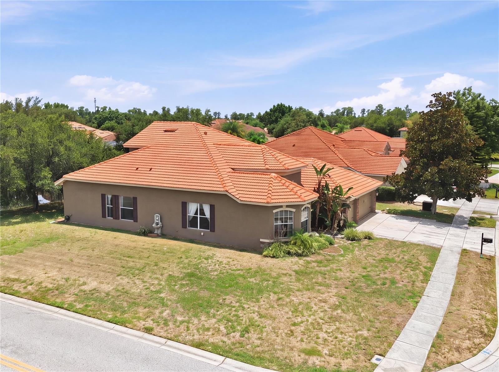 3rd image of 11530 Oyster Bay Cir, New Port Richey, FL 34654 | MLS# TB8519885