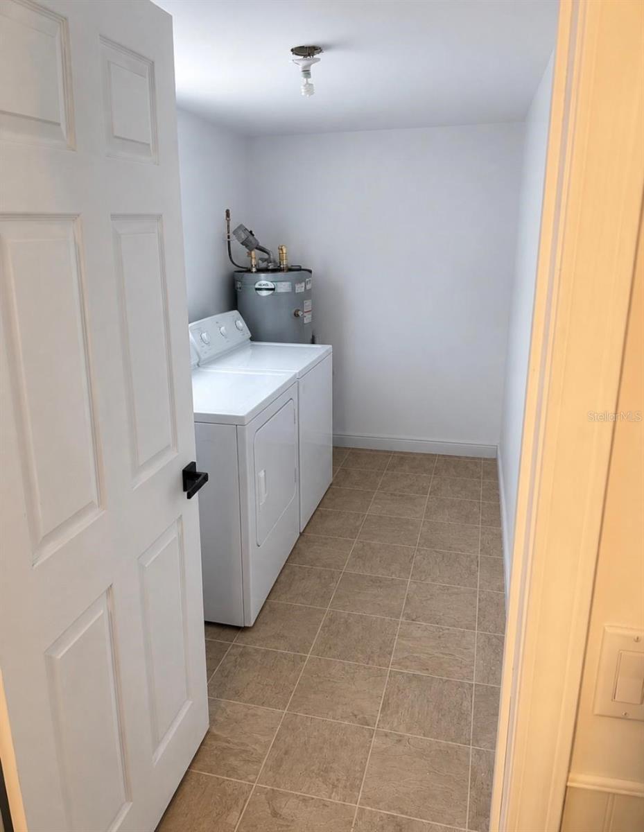 27th image of 905 Avenue E Ne, Winter Haven, FL 33881 | MLS# TB8520126