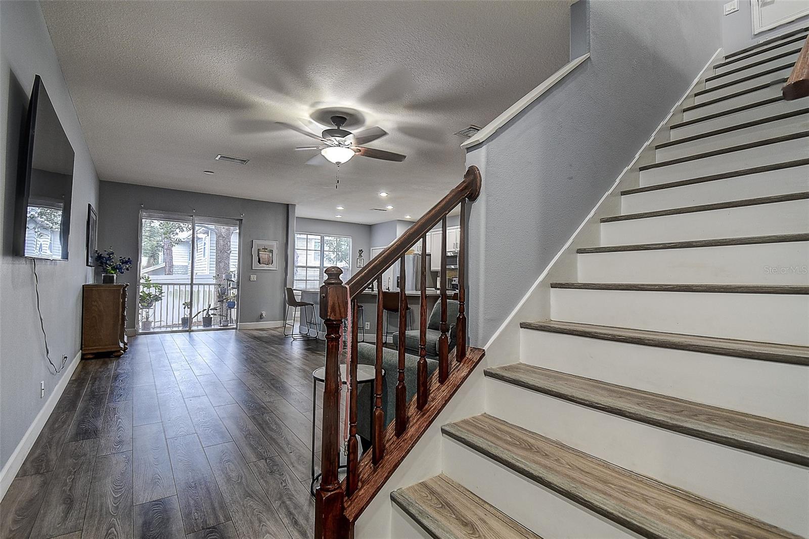 5th image of 1426 Hillview Ln, Tarpon Springs, FL 34689 | MLS# W7886821