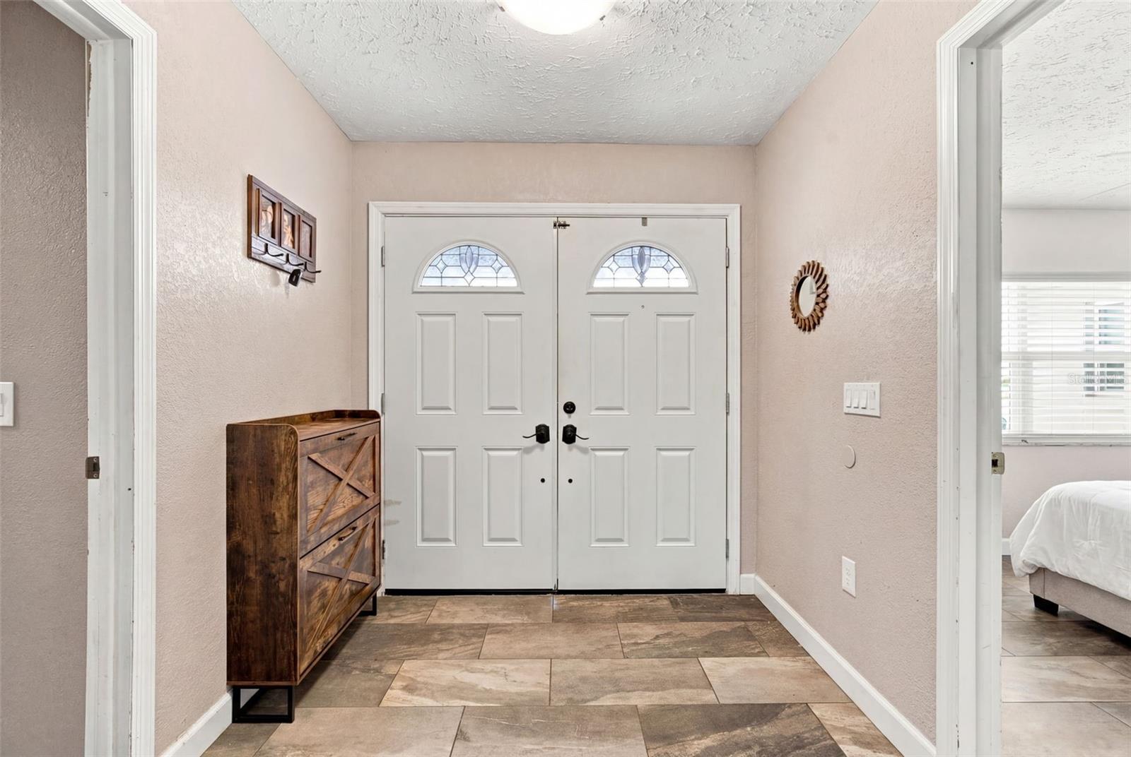 2nd image of 2901 Beagle Pl, Seffner, FL 33584 | MLS# TB8520288
