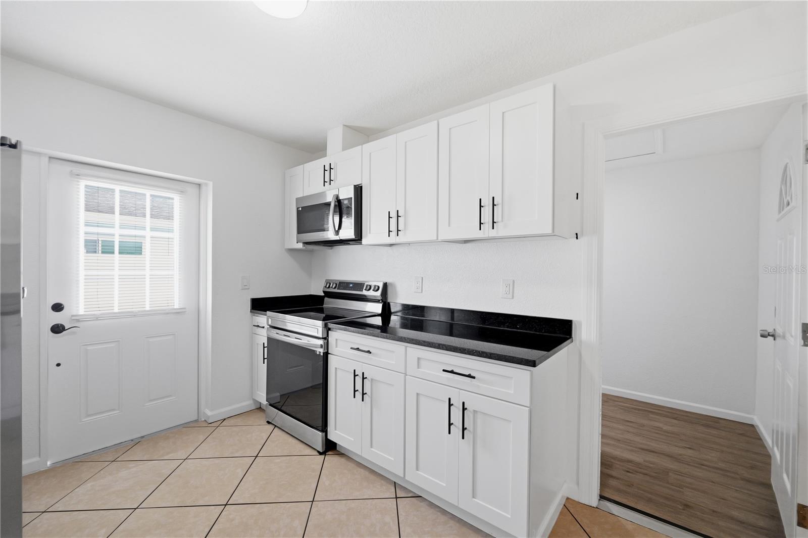 4th image of 1514 Burning Tree Ln, Brandon, FL 33510 | MLS# TB8520564