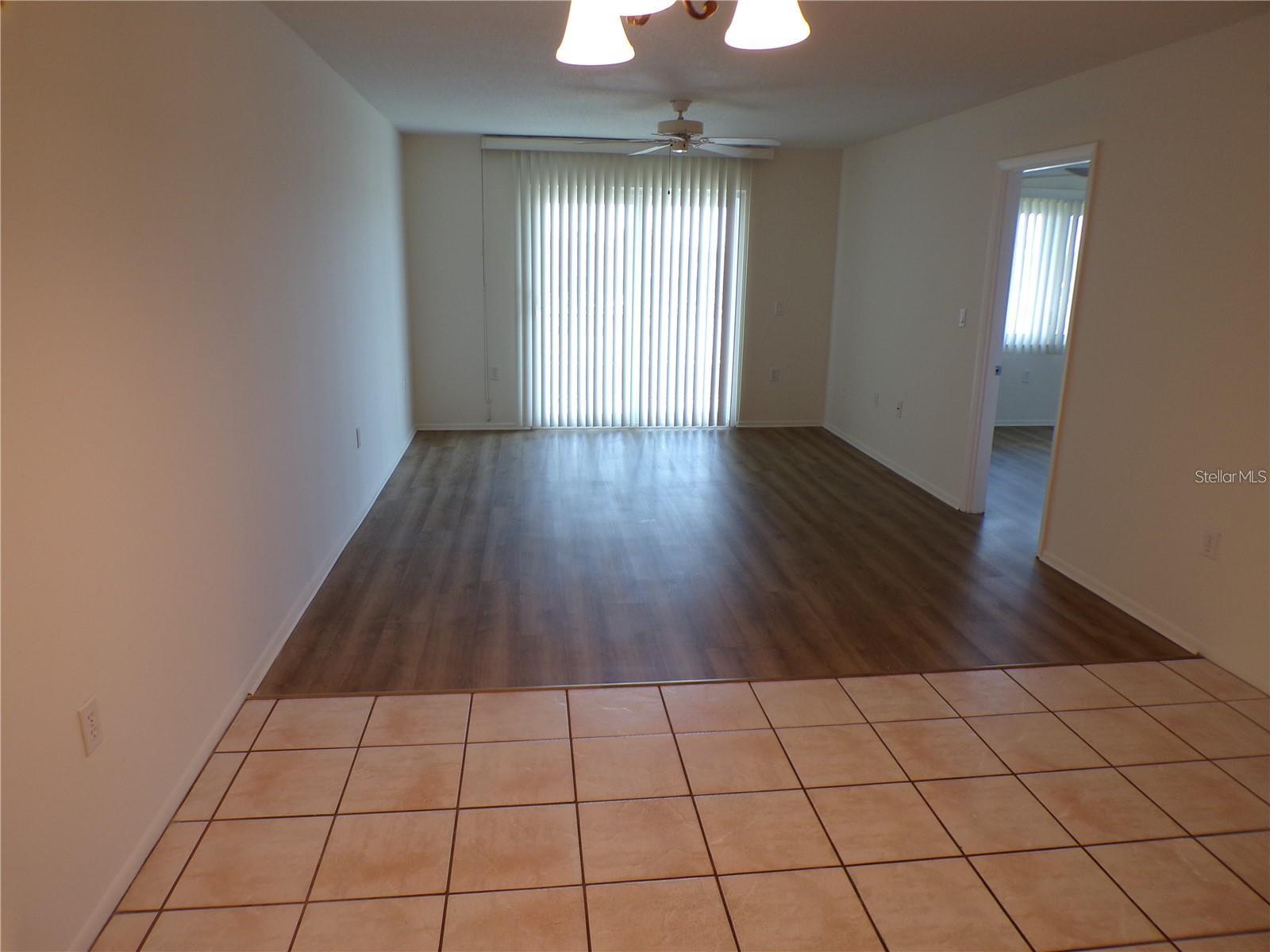 Photo 5 of Condo for sale at 649 S Tamiami Trl #304, Venice, FL 34285 | MLS# N6144765 | Listing updated on 2026-08-12