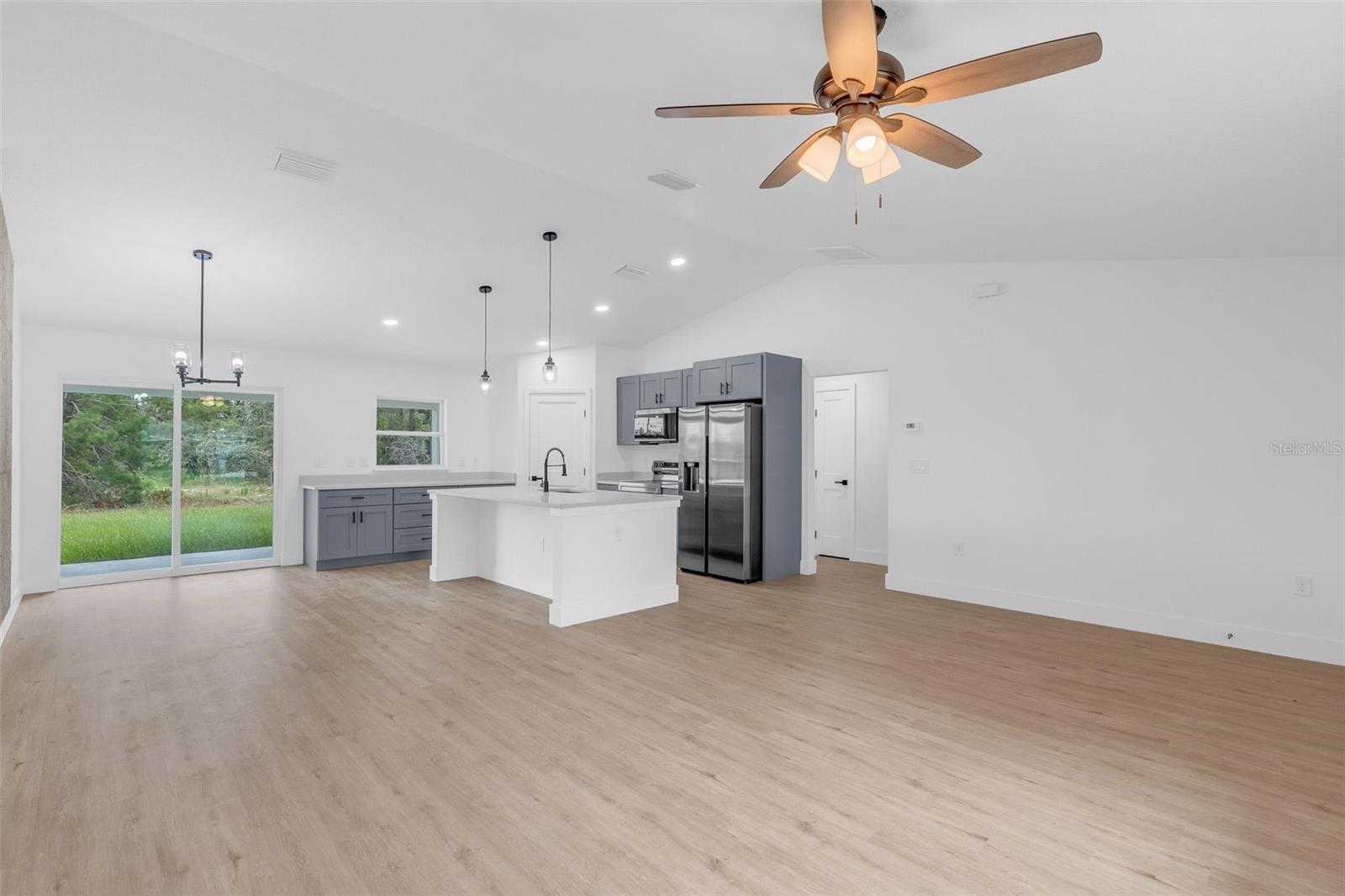 4th image of 17 Malauka Run Dr, Ocklawaha, FL 32179 | MLS# O6418207