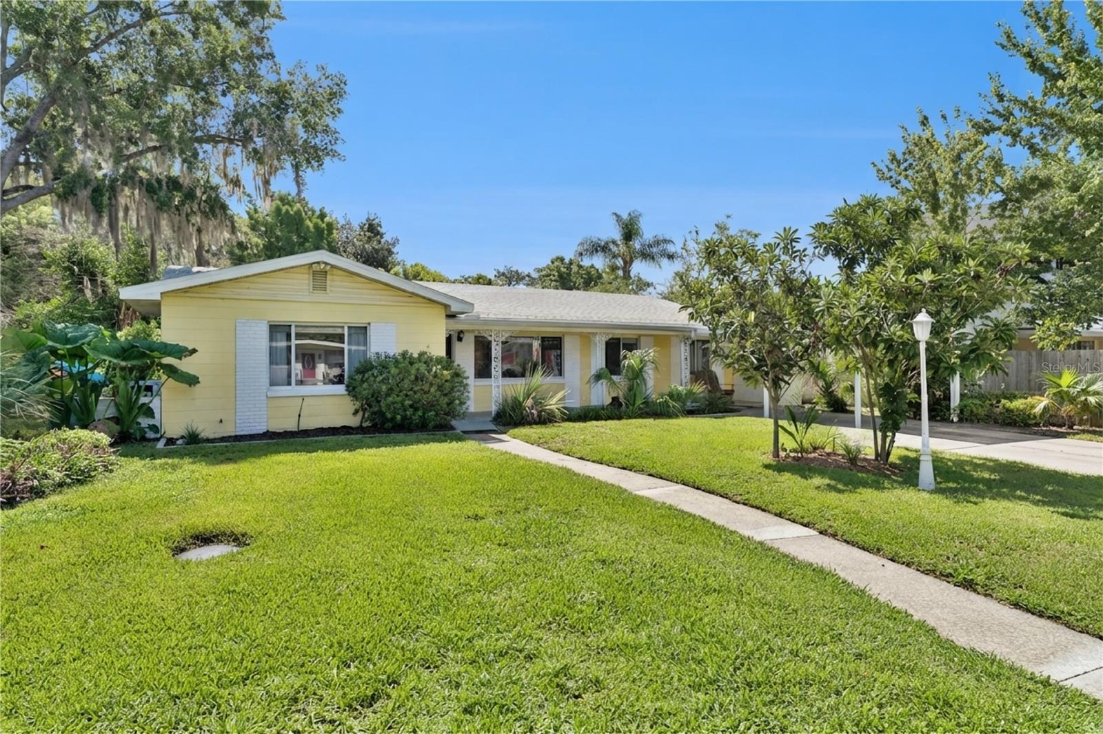 30th image of 1003 Lake Bell Dr, Winter Park, FL 32789 | MLS# O6418278