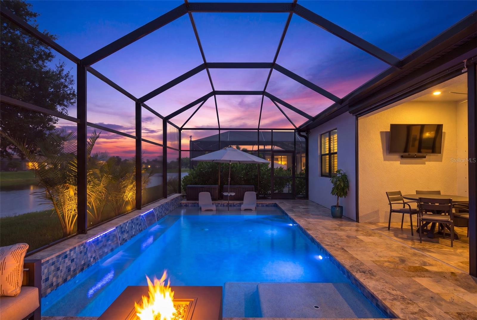 2nd image of 704 Pintail Cvs, Bradenton, FL 34212 | MLS# A4697635