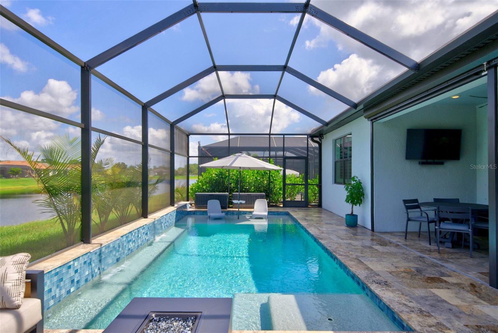 3rd image of 704 Pintail Cvs, Bradenton, FL 34212 | MLS# A4697635