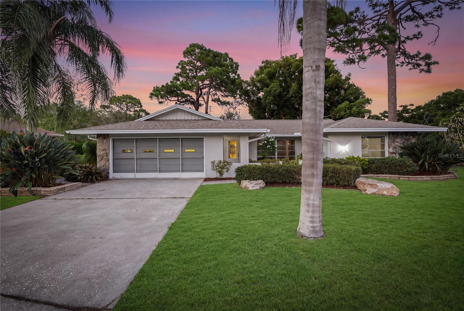 2nd image of 505 Bamboo Ct, Tarpon Springs, FL 34689 | MLS# W7886949