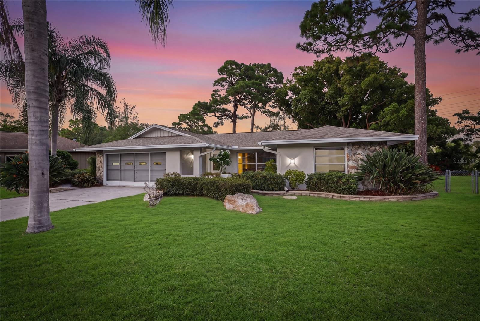 1st image of 505 Bamboo Ct, Tarpon Springs, FL 34689 | MLS# W7886949