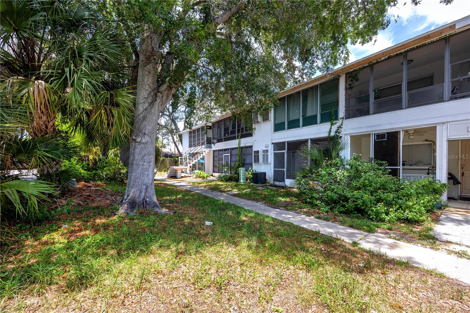 Homes for sale in Clearwater, FL | 224 Waverly Wy #4, Clearwater, FL 33756 | MLS# TB8521885
