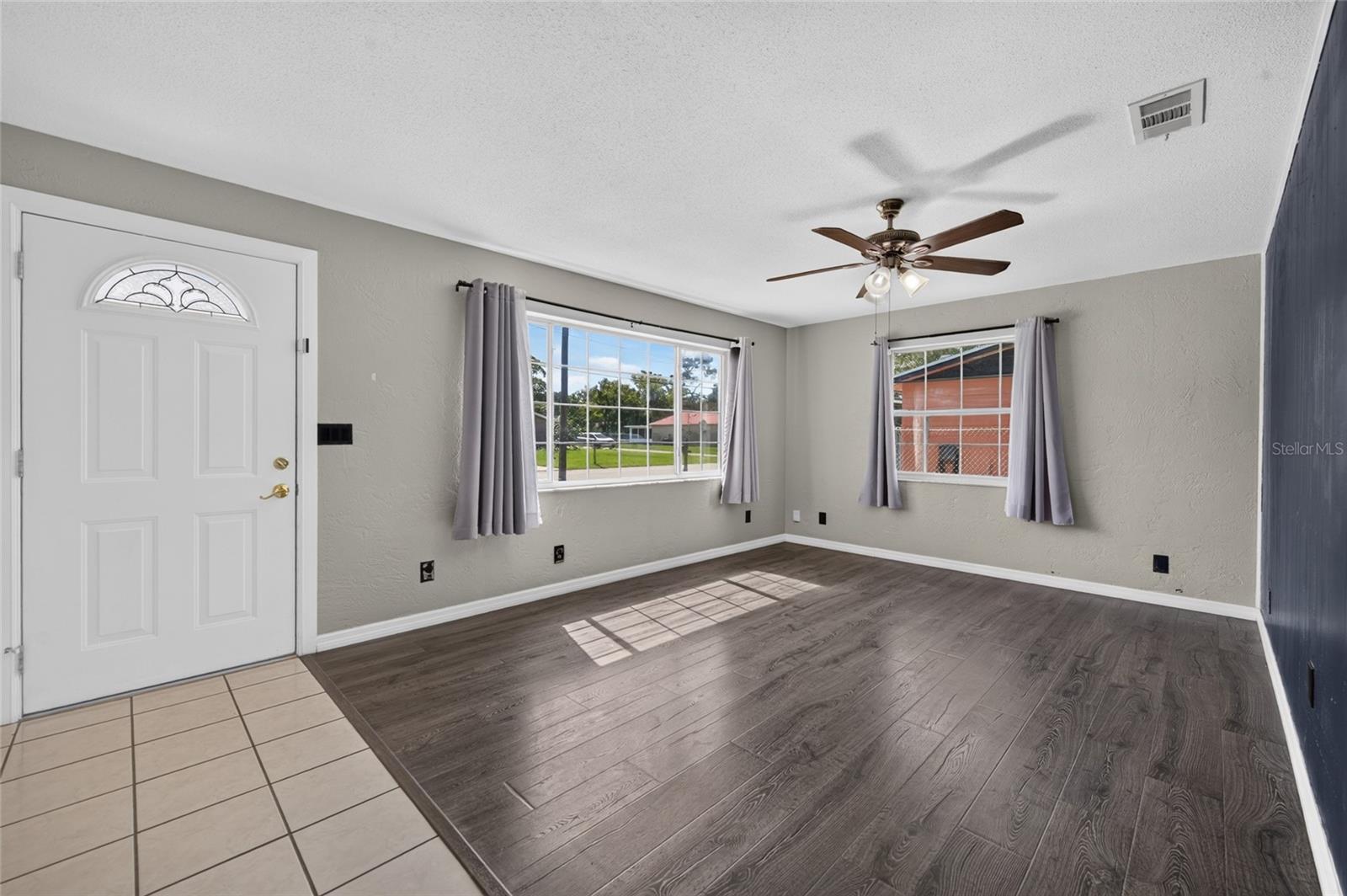 2nd image of 1107 4th St, Port Orange, FL 32129 | MLS# V4949795