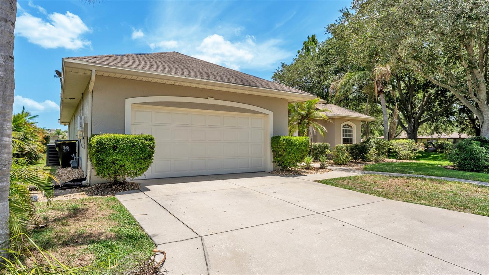 3rd image of 1801 Sandhill Ln, Winter Haven, FL 33884 | MLS# P4939122
