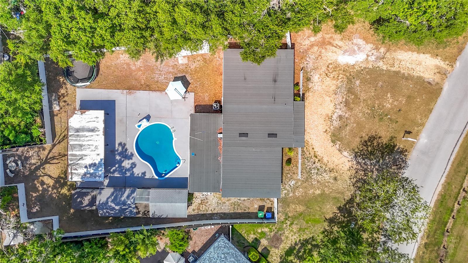 4th image of 1506 S Oregon Cir, Tampa, FL 33612 | MLS# TB8522102
