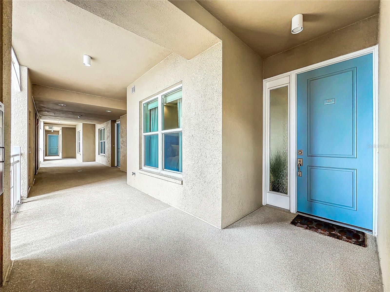 4th image of 10530 Boardwalk Loop, LAKEWOOD RANCH, FL 34202