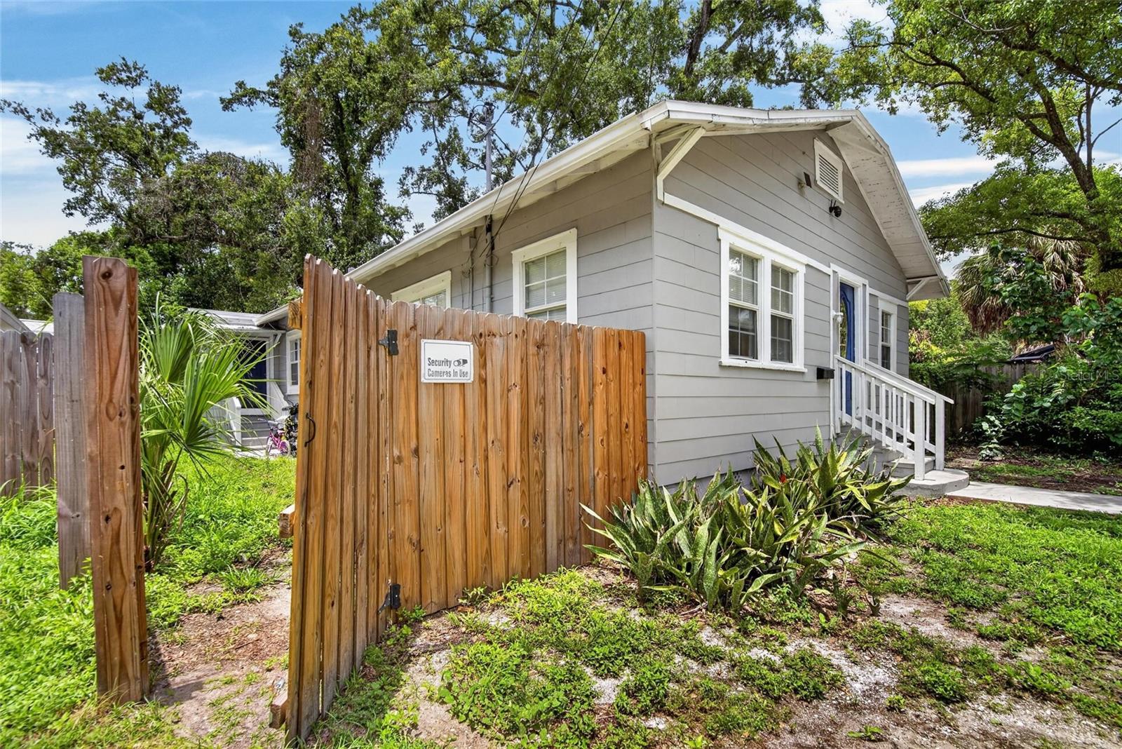 3rd image of 8114 N 11Th St, Tampa, FL 33604 | MLS# TB8522781