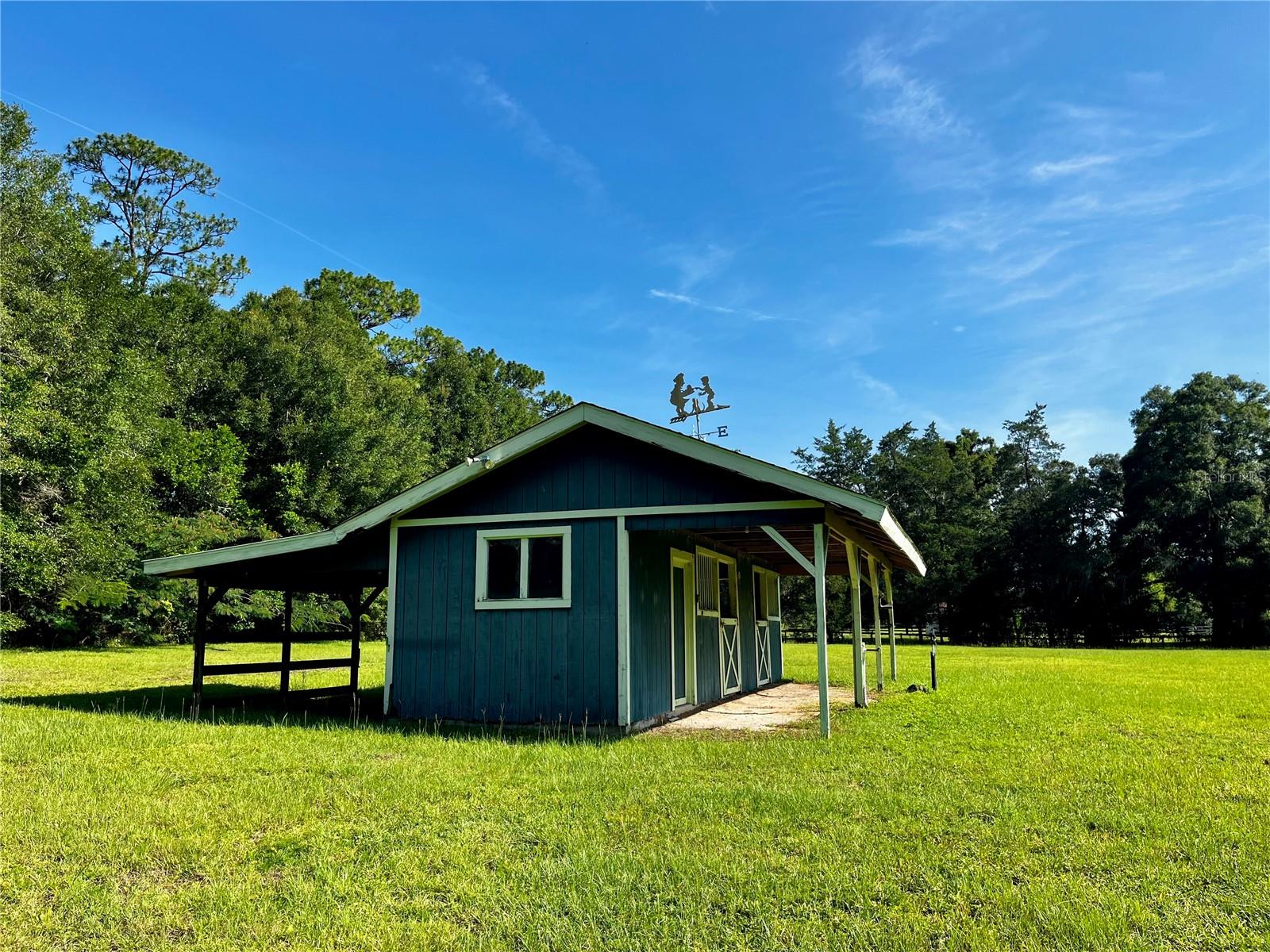 5th image of 7 Meadow Wood Dr, Ocala, FL 34482 | MLS# OM727324