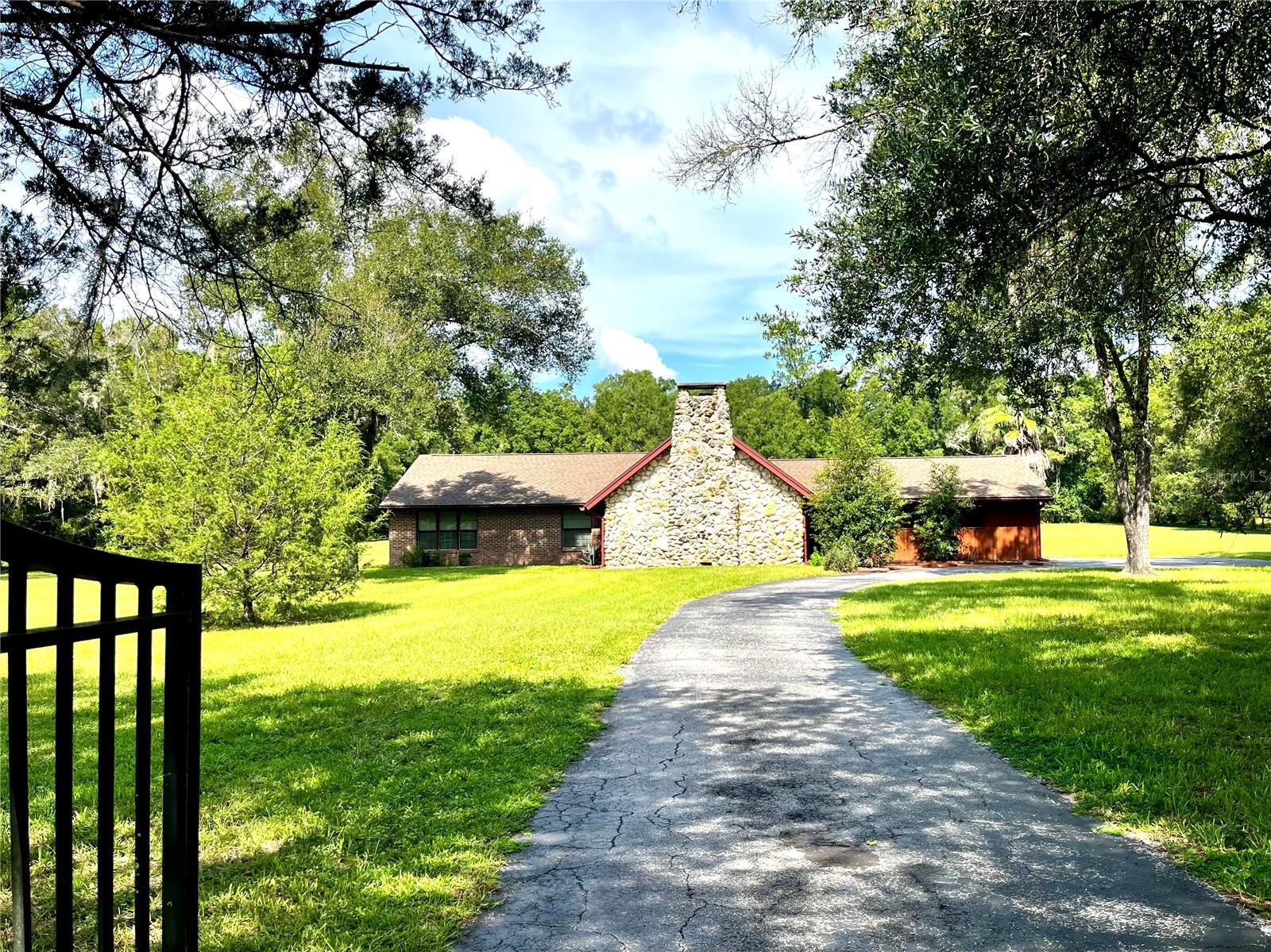 1st image of 7 Meadow Wood Dr, Ocala, FL 34482 | MLS# OM727324